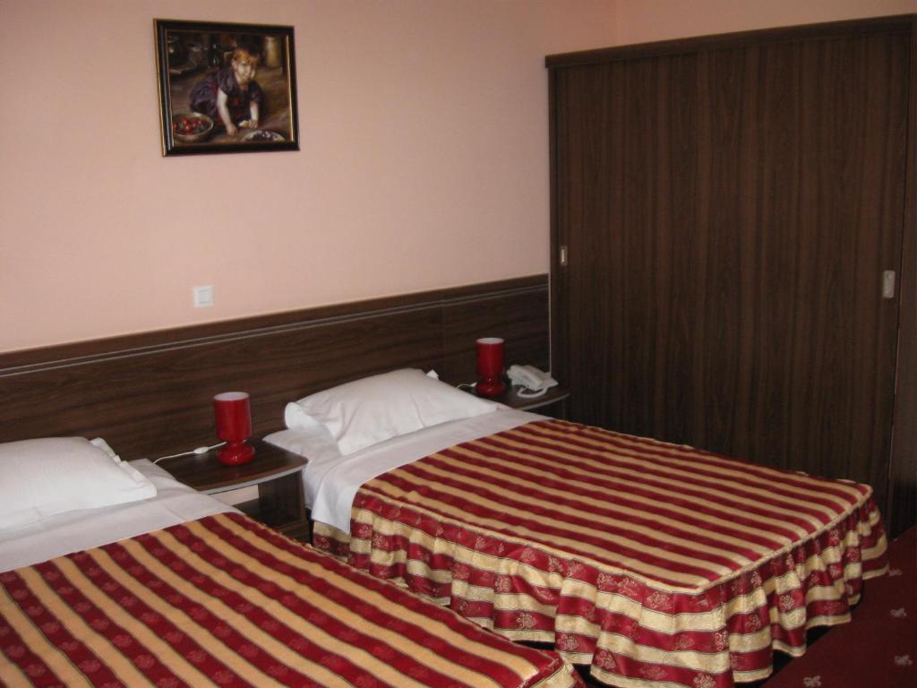 Hotel Premiere Bucareste Quarto foto